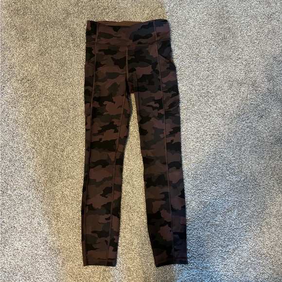 Lululemon camo high rise leggings - Picture 3 of 3